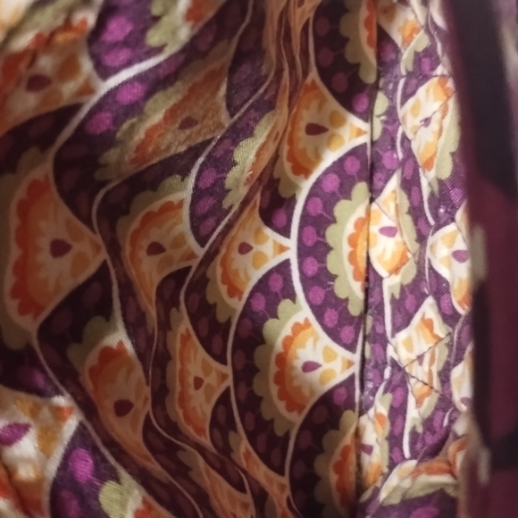 Woman's Cloth Crossbody Purse by Vera Bradley Color: Multicolored - Picture 14 of 14